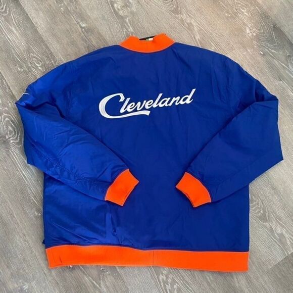 NWT Nike NBA Cleveland Jacket Men XL NBA Basketball Bomber Dri-Fit - Picture 2 of 4